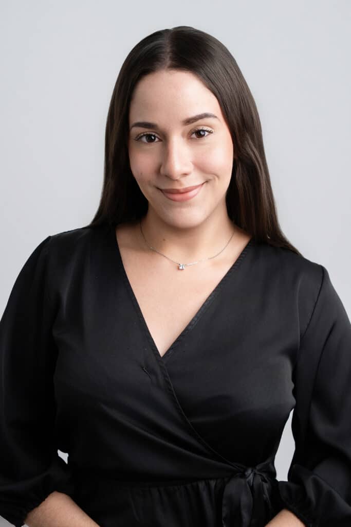 Graphic Designer Jenifer Pena