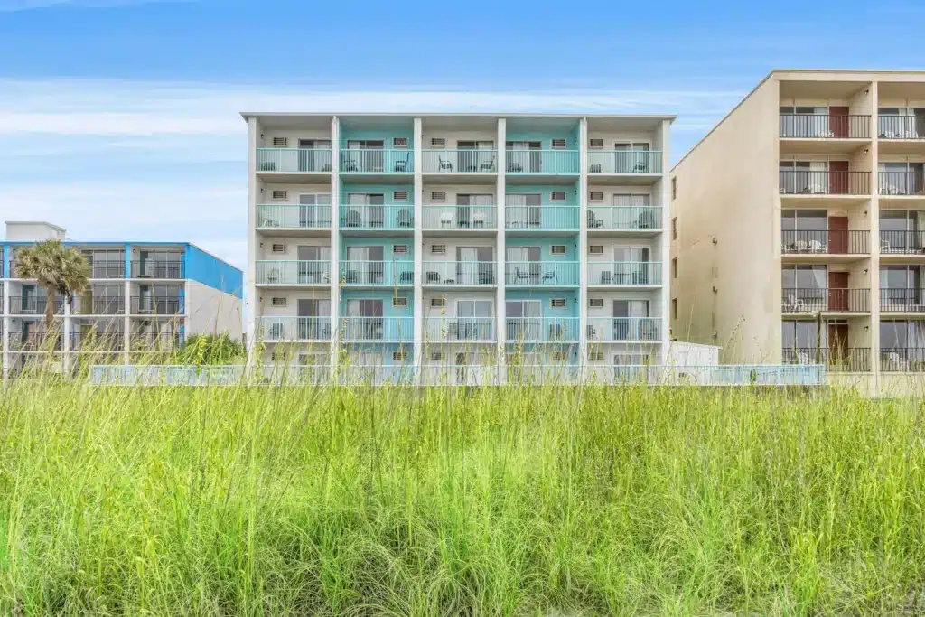 Southern Breeze Oceanfront Hotel